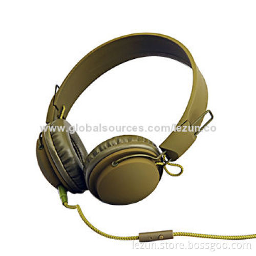 Foldable Stereo Headphones with 20Hz to 20kHz Frequency Response Range